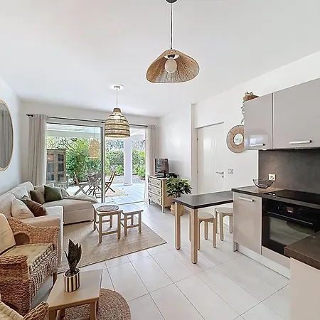 Appartement A Proximite De La Plage De Calvi 卡尔维