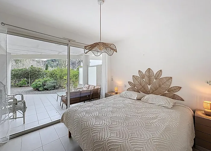 Appartement A Proximite De La Plage De Calvi *