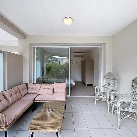 Appartement A Proximite De La Plage De Calvi Calvi (Corsica)